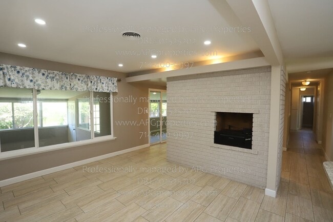 Building Photo - 11411 Chapman Ave