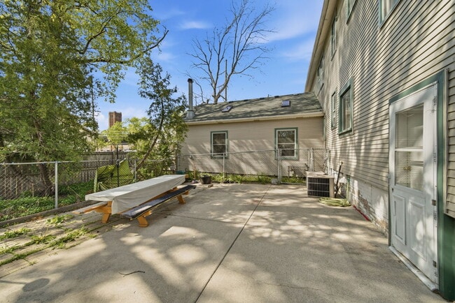 Building Photo - 2261 136th St