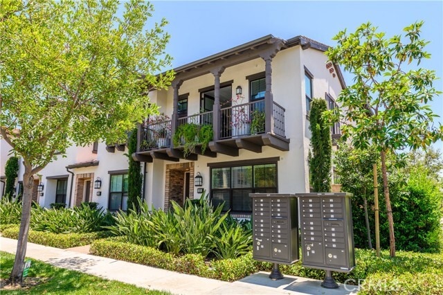 Building Photo - 112 Crescent Moon