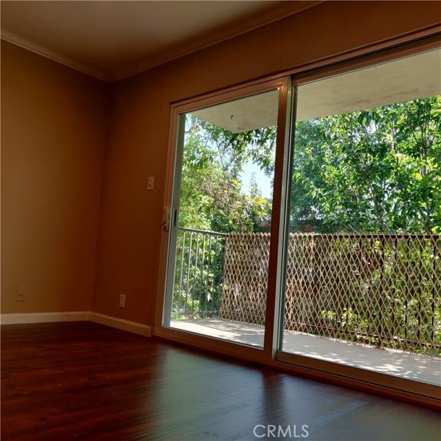 Building Photo - 400 N Acacia Ave