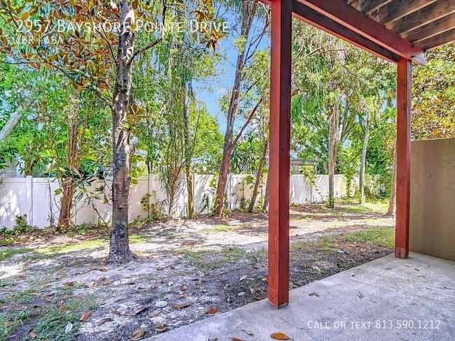 Building Photo - 2957 Bayshore Pointe Dr