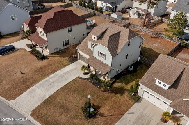 Building Photo - 205 Willow Ridge Dr