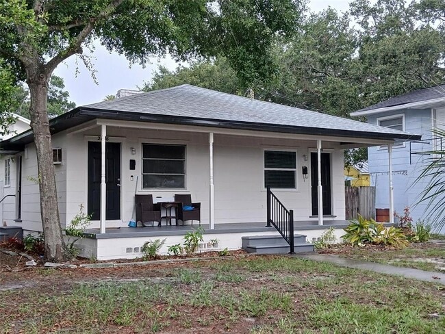Building Photo - 2178 8th Ave N