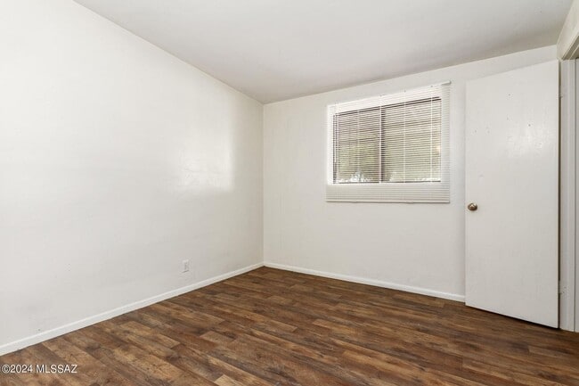 Building Photo - Charming Remodeled 3 Bedroom Brick Home