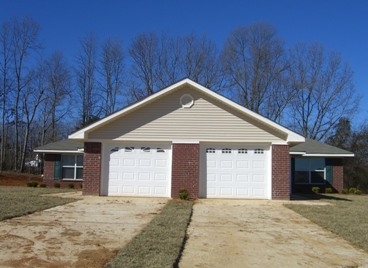 Building Photo - Quail Run Estates