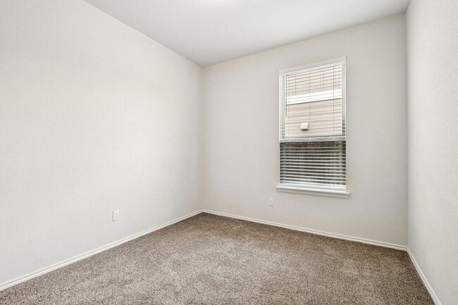 Building Photo - 212 La Dera Dr