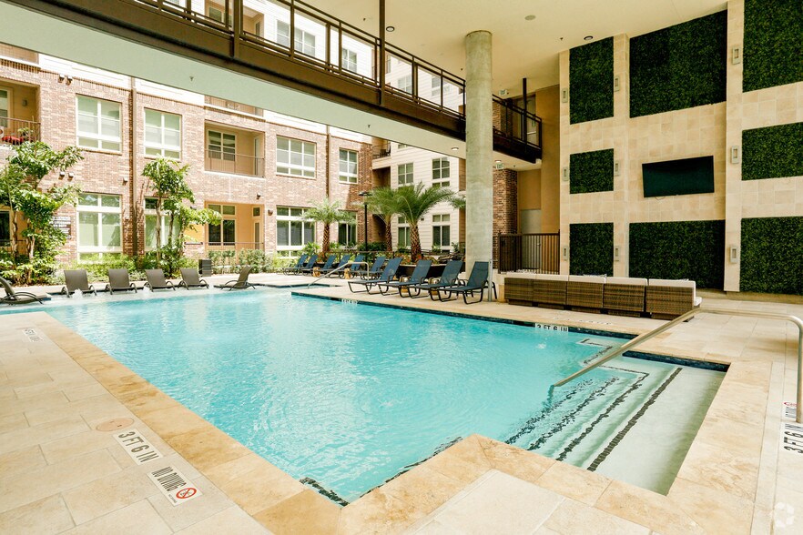 5755 Hermann Park 5755 Almeda Rd Houston TX 77004 Apartment Finder