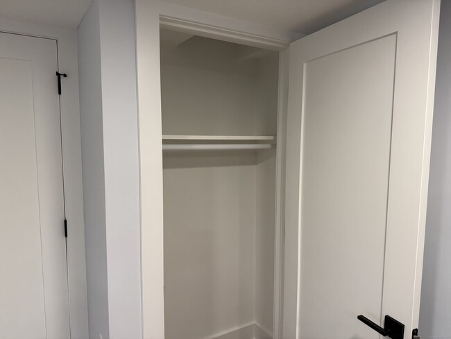 Building Photo - 141 Washington Rd