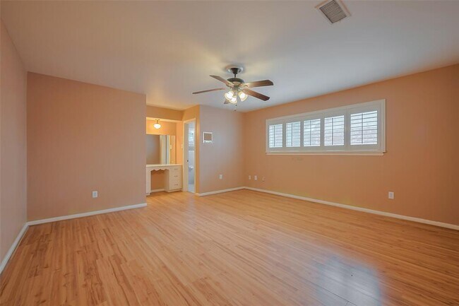 Building Photo - 7906 Braesview Ln