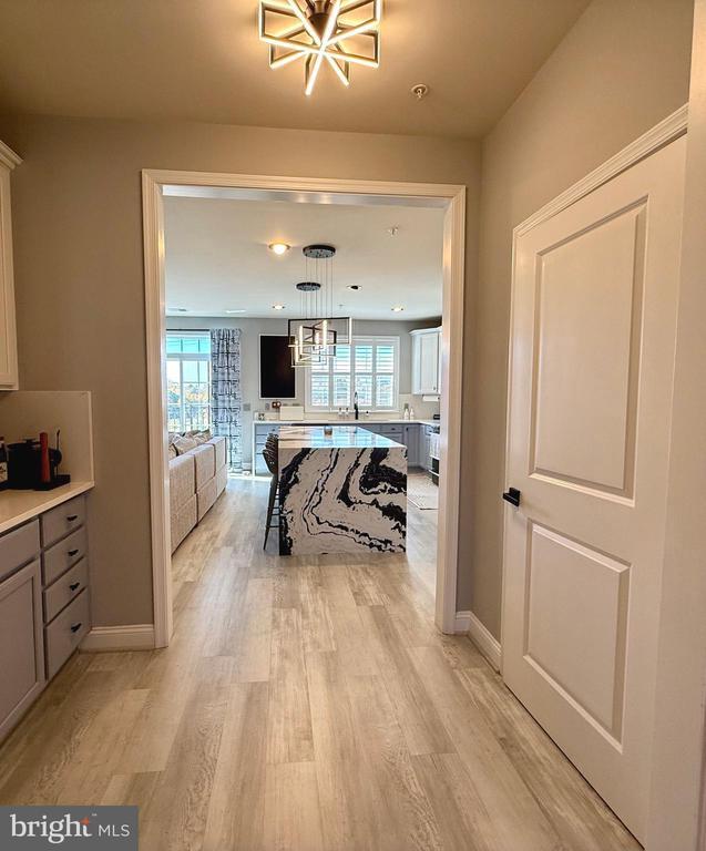 Building Photo - 7548 Morris St