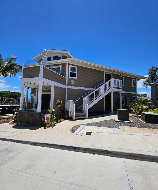 Building Photo - Turn-key Fully Furnished in Paradise Ridge...