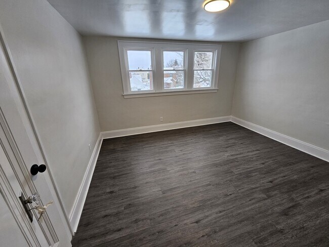 Building Photo - 9614 McCracken Rd