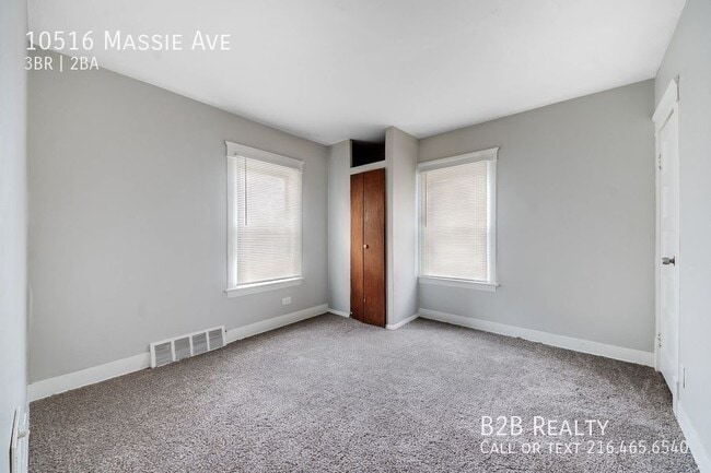 Building Photo - 10516 Massie Ave