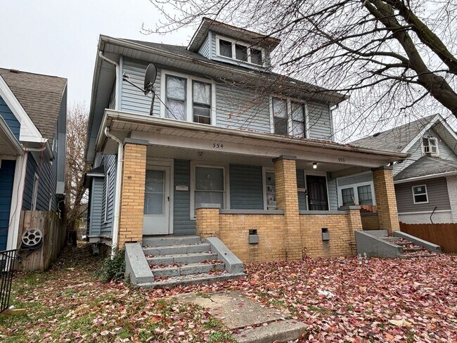 Building Photo - AVAILABLE NOW! Charming 3-Bed, 1-Bath Historic Duplex in Indianapolis!