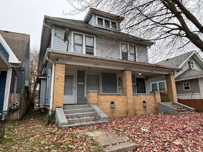 Building Photo - AVAILABLE NOW! Charming 3-Bed, 1-Bath Historic Duplex in Indianapolis!