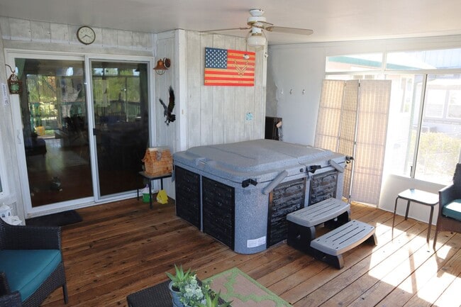Building Photo - Oroville-Furnished-Turnkey-3 bedroom 2 bath home, hot tub, gazebo, landscaped yard, solar