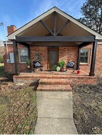 Building Photo - 2705 S Battlefield Blvd