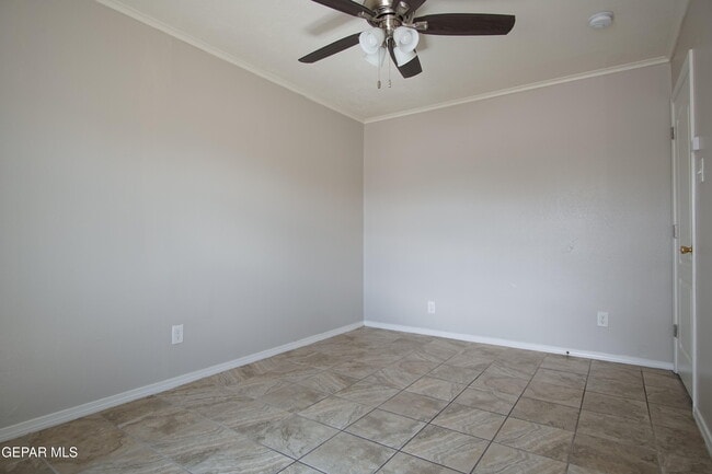 Building Photo - 6201 Tesuque Dr