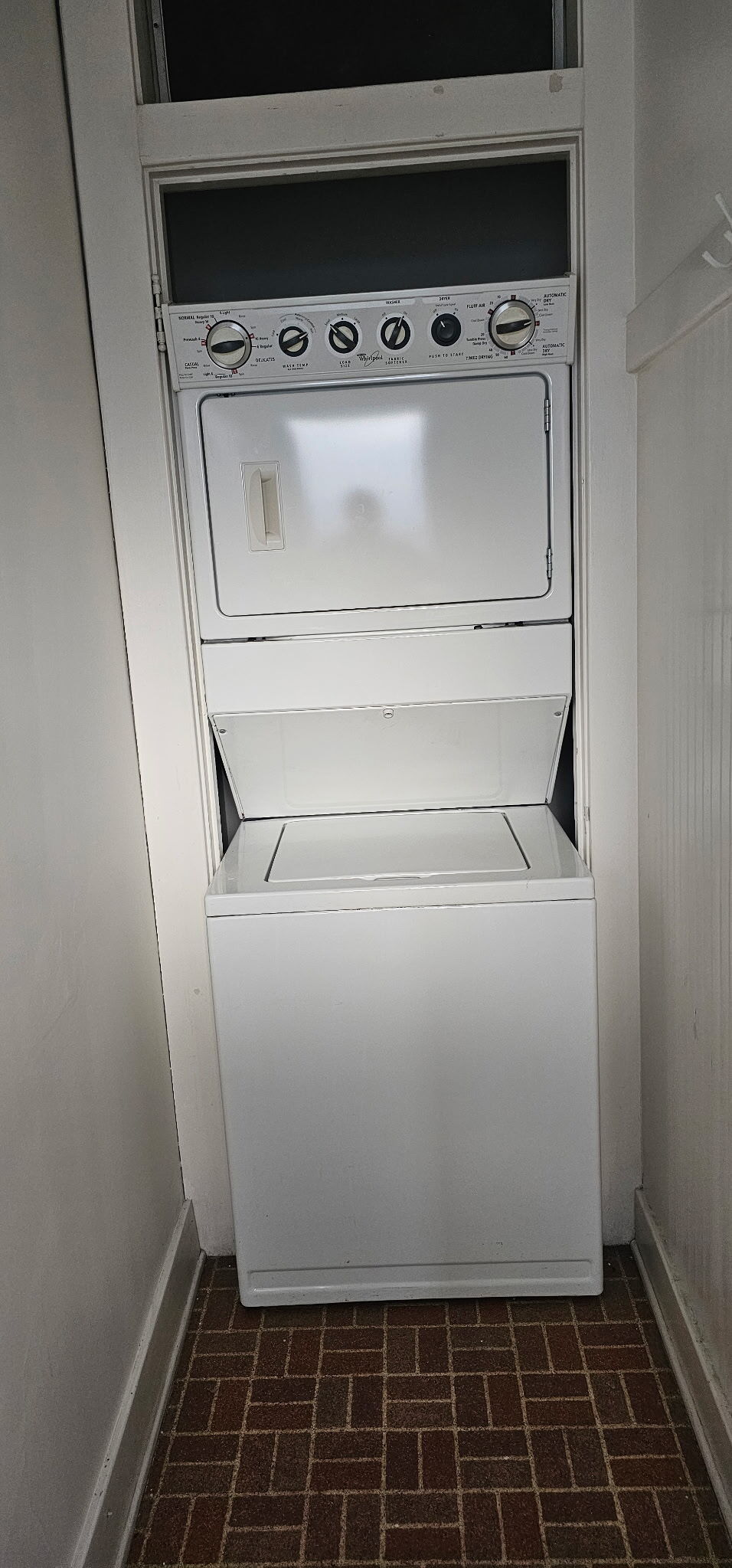 Washer and dryer - 218 1/2 N Kenmore Ave