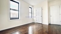 Building Photo - 530 Isham St