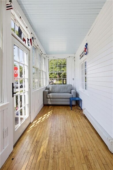 Building Photo - 40 W Narragansett Ave