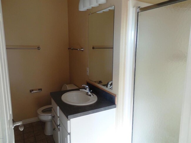 Building Photo - 3 Bed, 2.5 Bath Kalispell Townhome