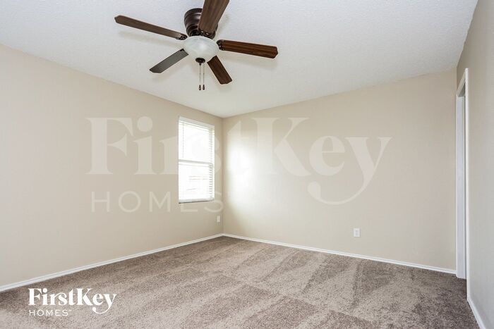 Building Photo - 345 Firewheel Rd
