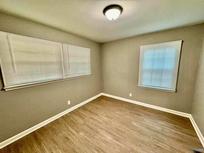 Building Photo - 2019 Lance Rd NW