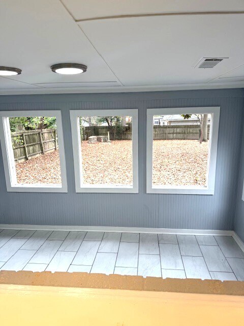 Building Photo - 62 S Century St