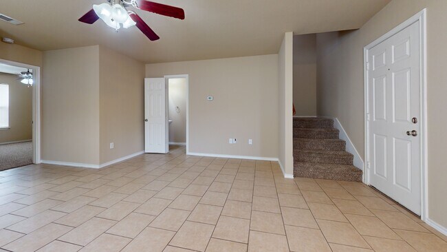 Building Photo - 812 Parkplace Ridge