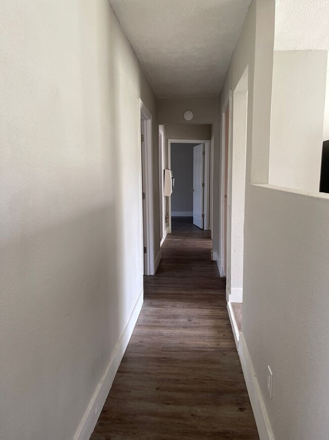 Building Photo - Home for rent!