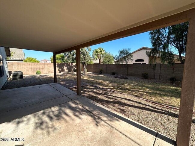 Building Photo - 2352 E Kesler Ln
