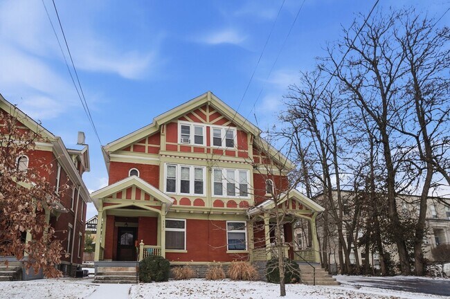 Building Photo - 3523 Clifton Ave