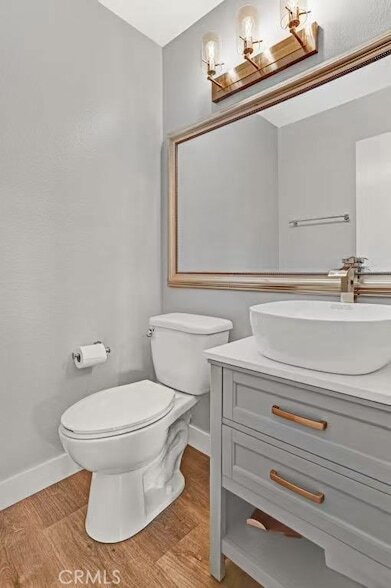 Building Photo - 13104 Glen Ct