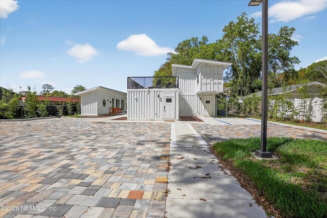 Building Photo - 8778 Waterfront Terrace