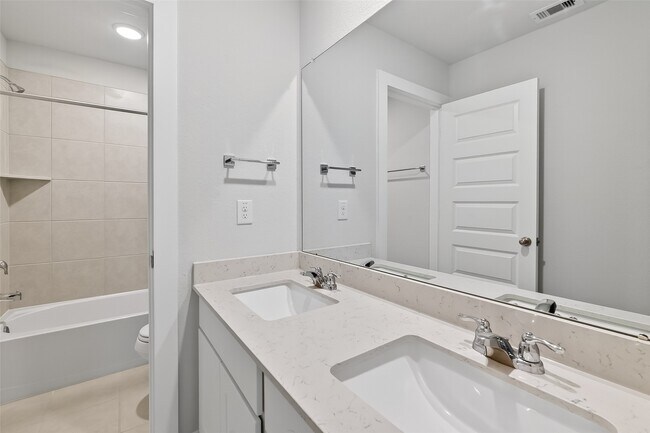 Building Photo - 8538 Blueberry Ash St