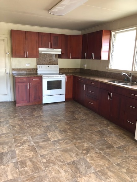 Building Photo - 1763 Palolo Ave