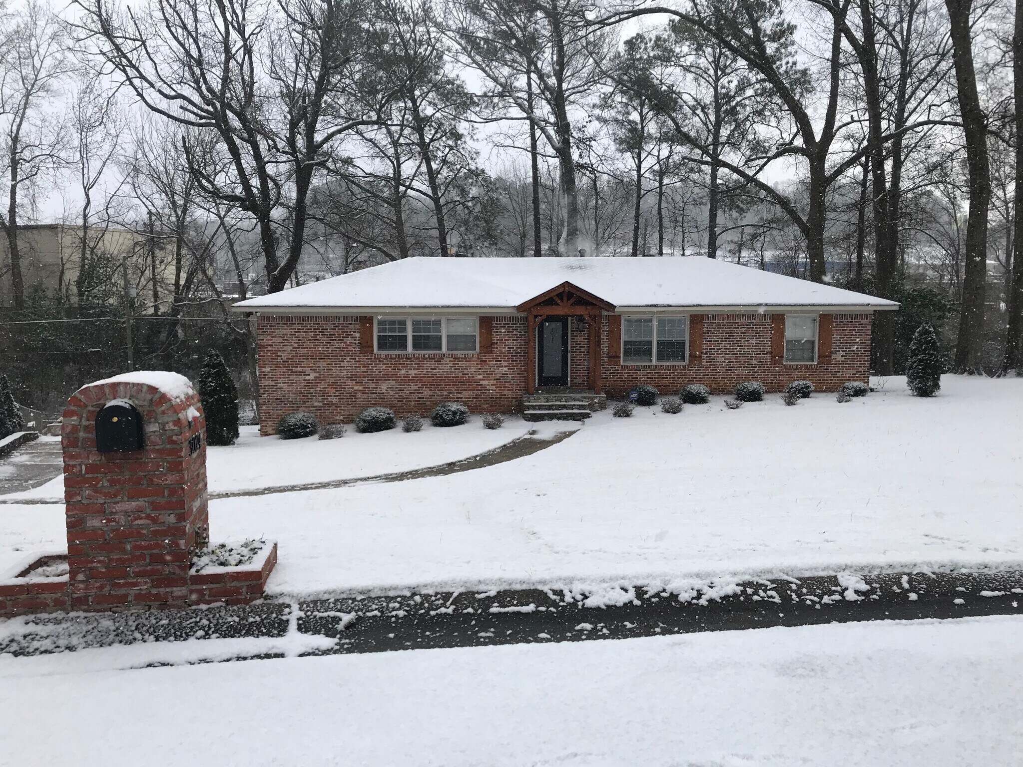 Building Photo - 3024 Whispering Pines Cir