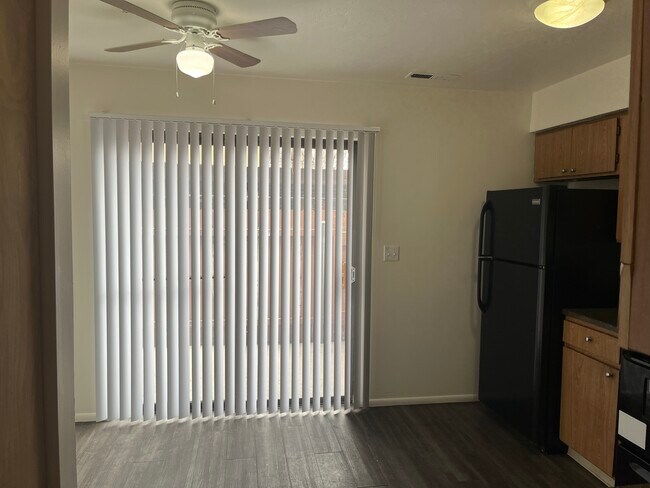 Building Photo - 1865 W Independence Blvd