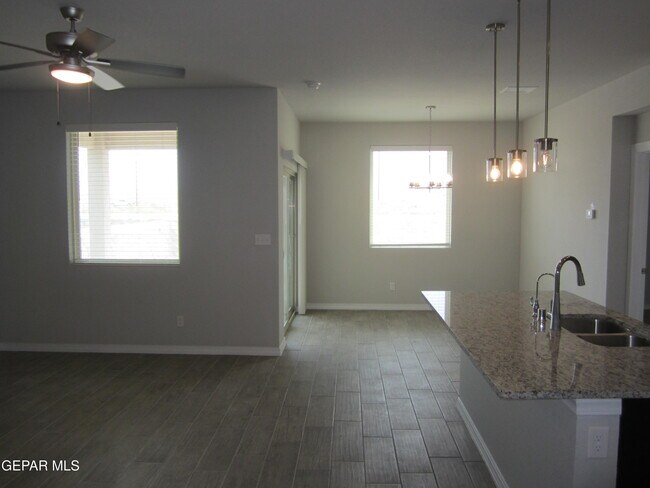 Building Photo - 1624 Sam Dominguez