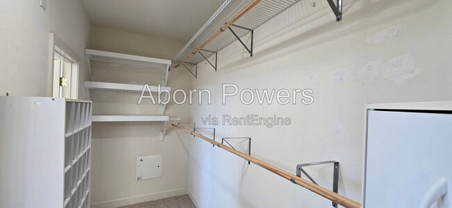 Building Photo - 4100 Borders Dr
