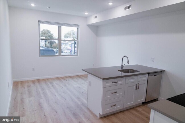 Building Photo - 7248 Rising Sun Ave