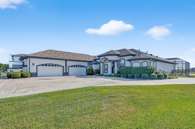 Building Photo - 5942 Sagamore Bay Ln