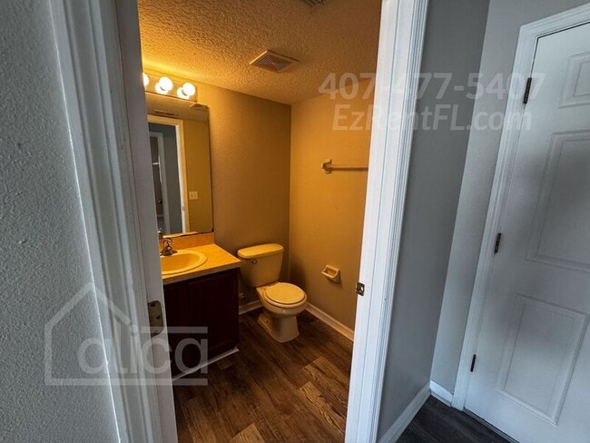 Building Photo - 568 Bristol Cir