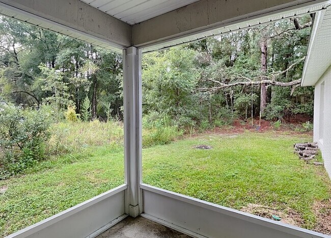 Building Photo - 904 W Rum Pl