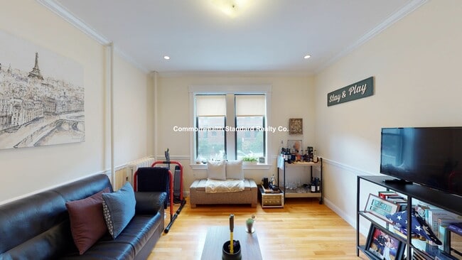 Building Photo - 76 Quint Ave