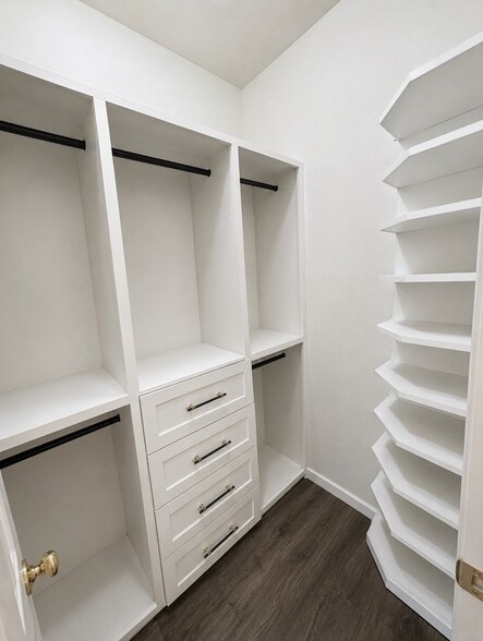 Building Photo - 4703 Cashel Cir