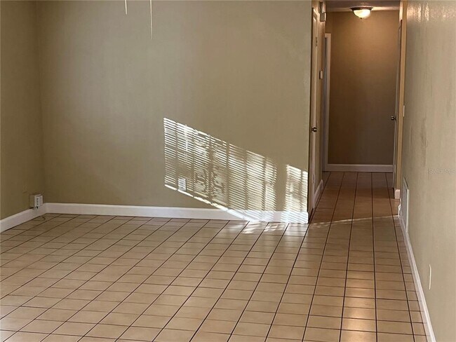 Building Photo - 4407 Signal Hill Rd