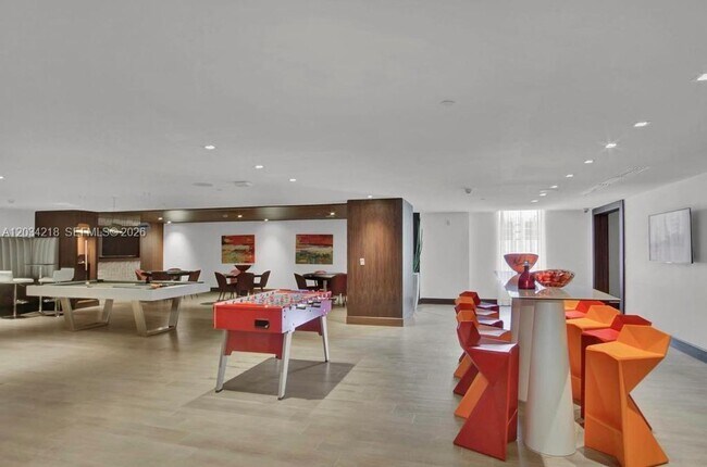 Building Photo - 300 Sunny Isles Blvd