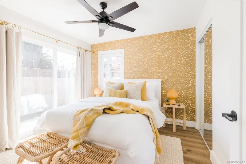 Building Photo - 1231 Center Ave